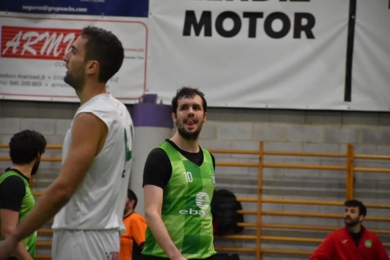 Derrota en el derbi gasteiztarra (76-85)