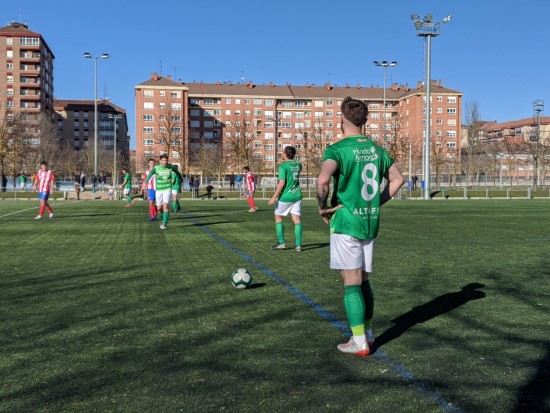 TRABAJADA VICTORIA ANTE EL LAUDIO (1-0)